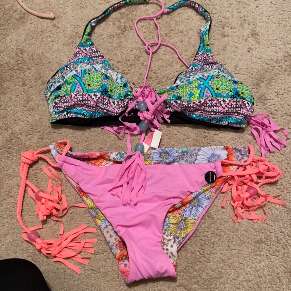 Reverse-able bikini
